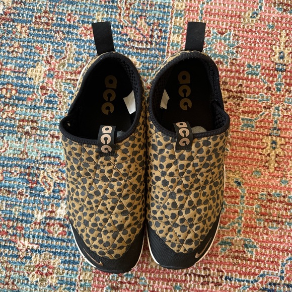 Nike ACG Moc 3.5 Leopard Brand New - Picture 4 of 6